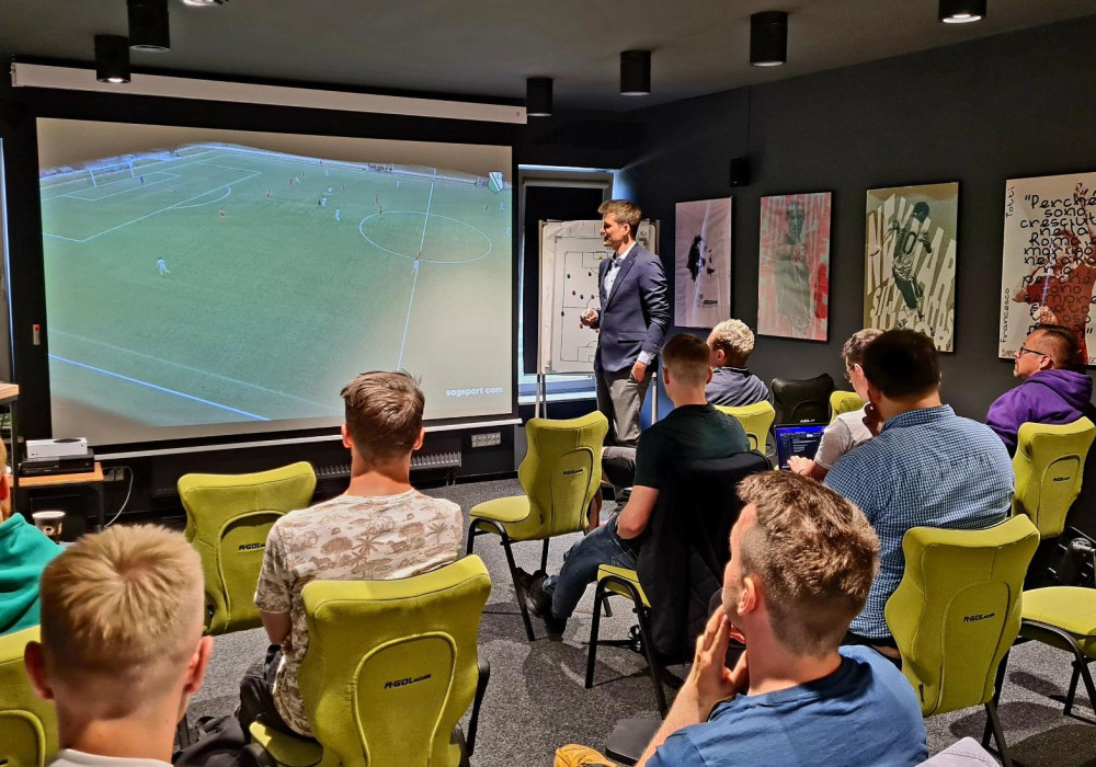 Prelegent, mówca i autor